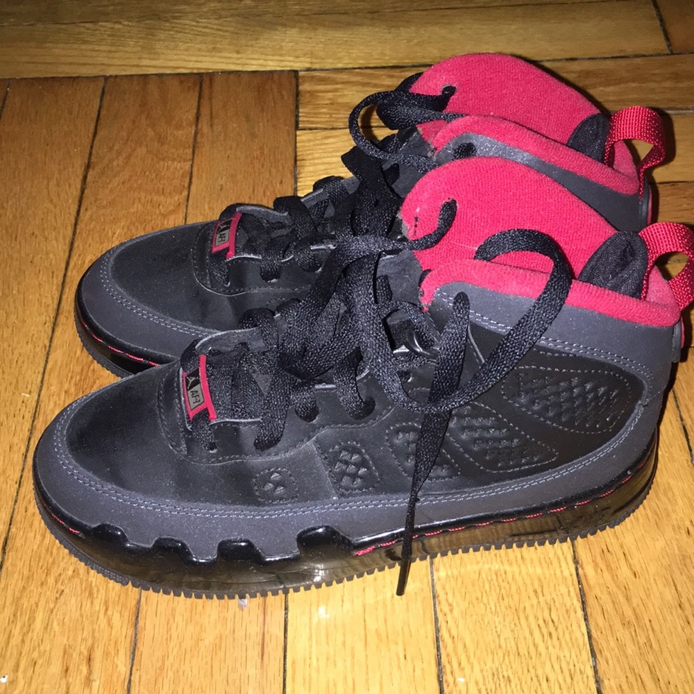 Jordan retro 9 black and red